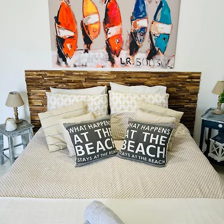 Bienvenue A La Maison Bed & Breakfast *
